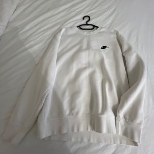 Men’s Nike crewneck sweater